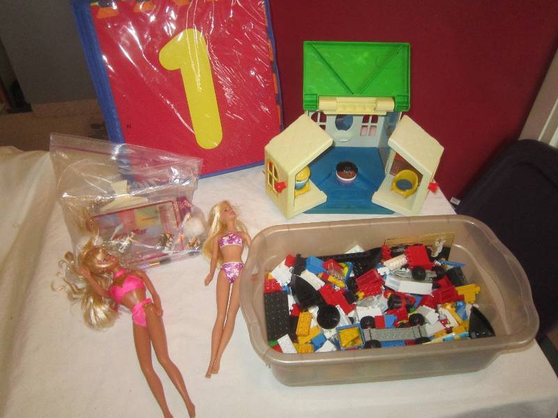 lot 186 image: Little Tikes House, Barbies, Legos, Number Mat