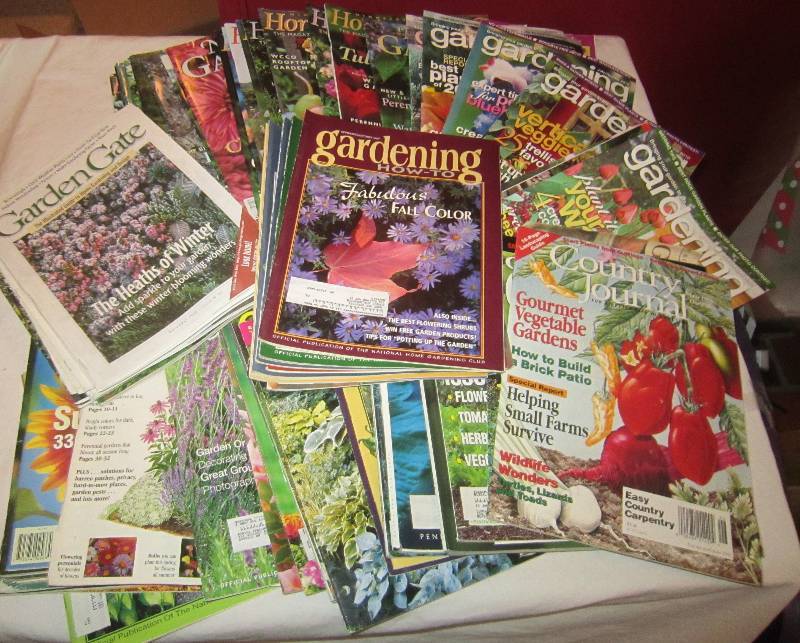 lot 192 image: LOT - Huge Selection of Gardening Magazine, Country Journal, Horticulturist, ETC