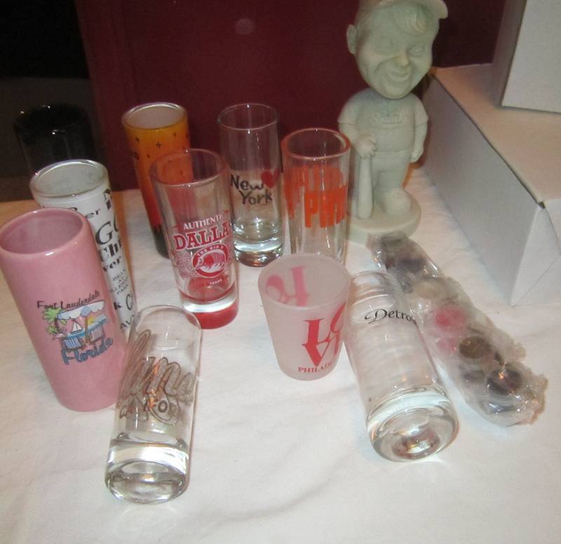 lot 195 image: LOT - 3 Bobble Heads, Lot of 10 Shot Glasses, ETC.