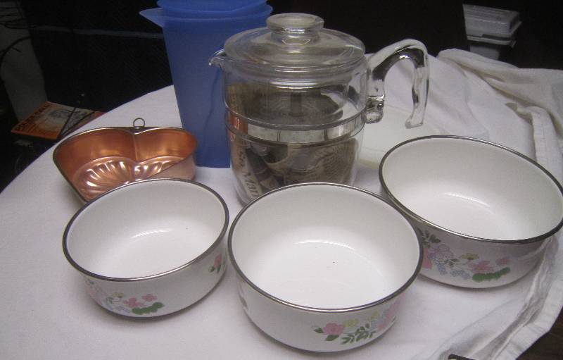 lot 205 image: LOT - Glass Coffee Pot, Bowls, Heart Jello Mold, Turkey Platter, ETC