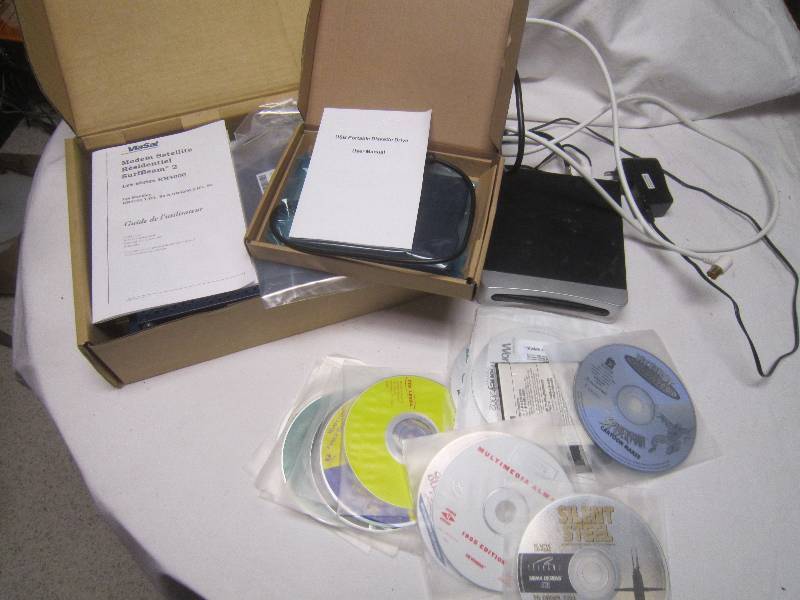 lot 231 image: Lot- Electronics