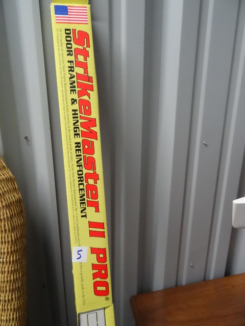 lot 5 image: Strike Master Pro Door Frame