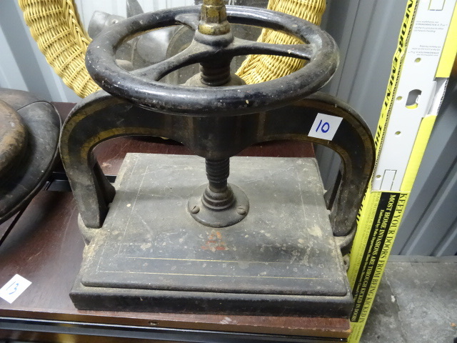 lot 10 image: Antique Book Press