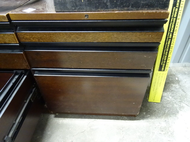 lot 14 image: 3 Drawer Wood Office Cabinet
