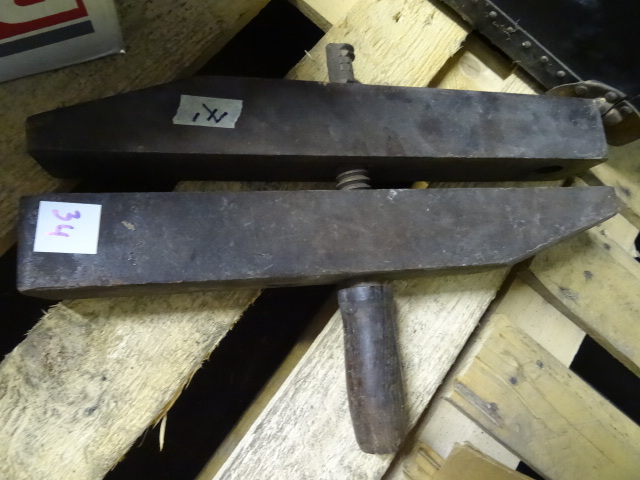 lot 34 image: Vintage Wood Clamp