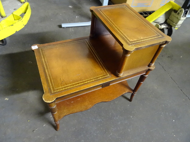 lot 63 image: Vintage Wood End Table 17 X 26 X 25