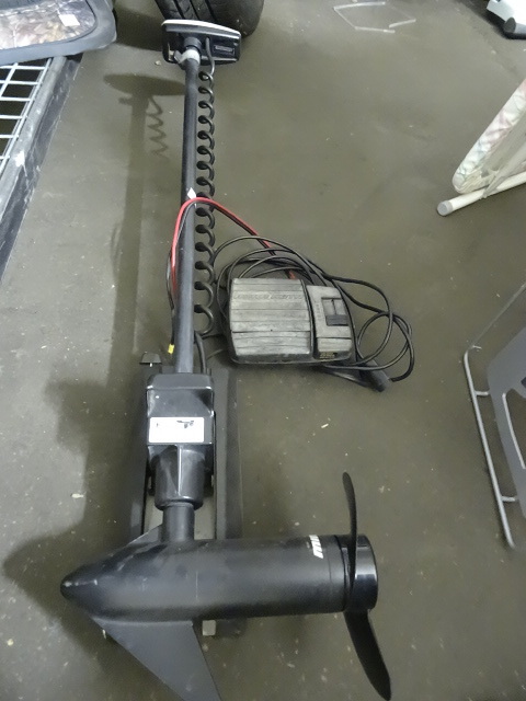 lot 92 image: Minn Kota Power Drive Trolling Motor