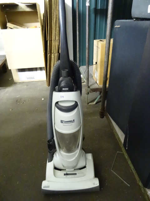 lot 114 image: Kenmore Quick Clean Vacuum