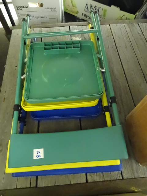 lot 128 image: 3 Kids Folding Chairs