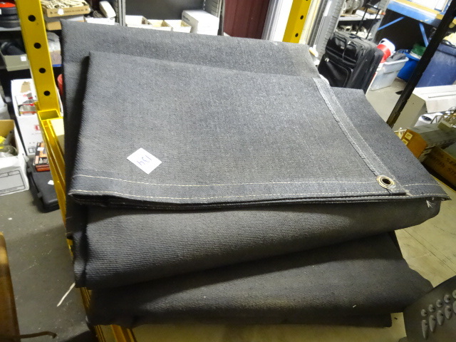 lot 134 image: Heavy Duty Welding Shields