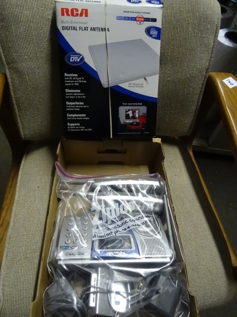 lot 149 image: RCA Digital Flat Antenna, Panasonic