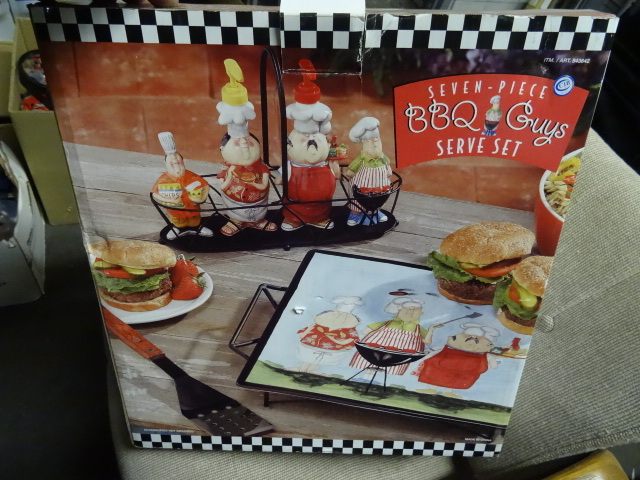 lot 155 image: Seven Piece BBQ Guys Serve Set
