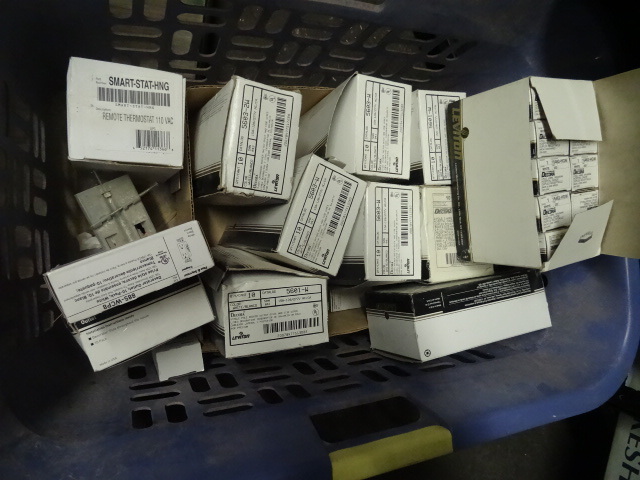 lot 165 image: Misc Electrical Outlets and Switches