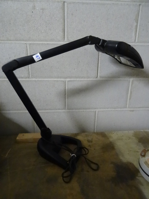 lot 187 image: Luxo Weighted Base Desk Lamp