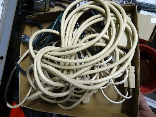 lot 222 image: Misc Extension Cords