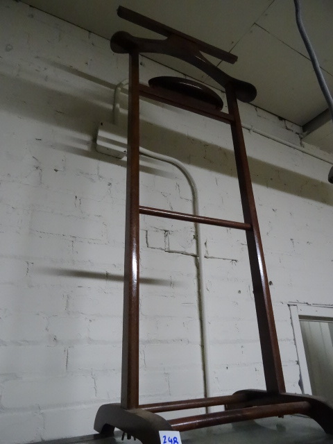 lot 248 image: Mens Coat Stand