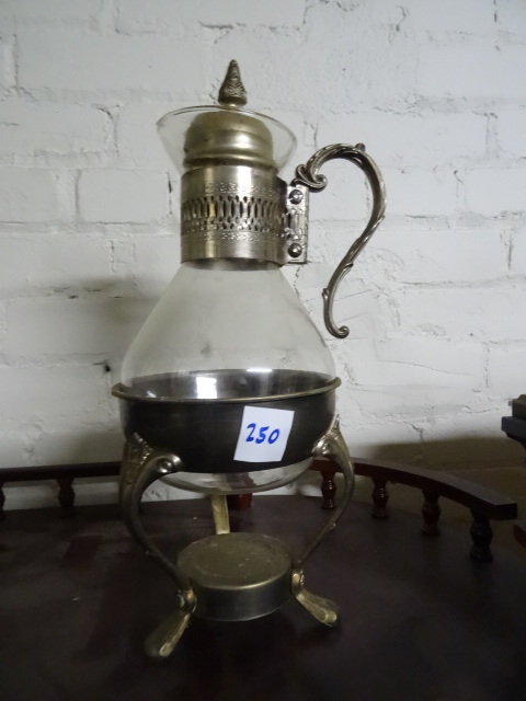 lot 250 image: Tea Pot Server