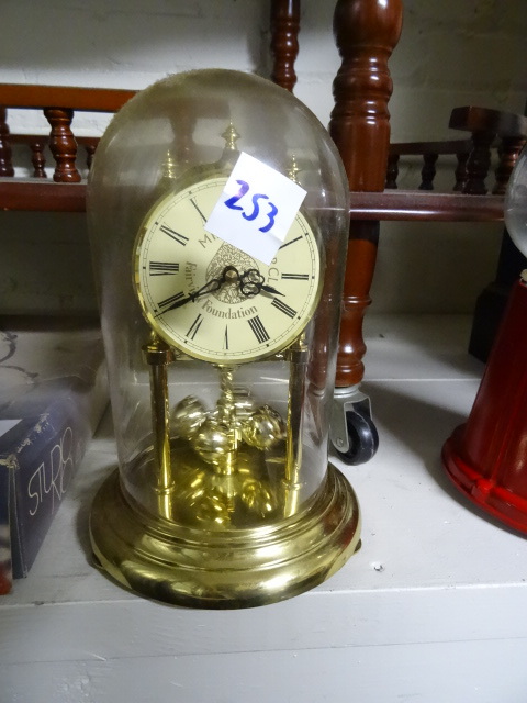 lot 253 image: Mission Circle Clock