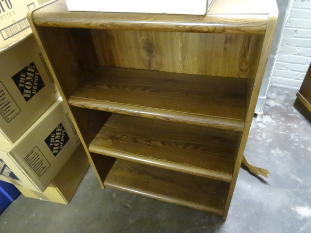 lot 262 image: Laminate Book Shelf 30 X 12 X 42