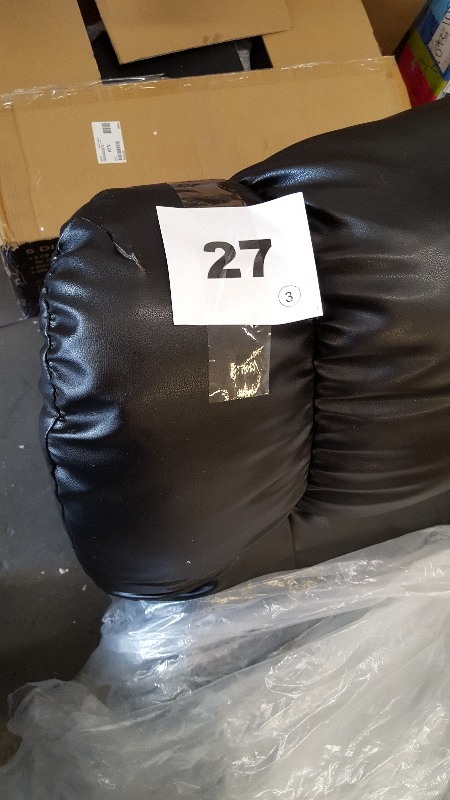 lot 27 image: Ashley Dylan Rocker Recliner  - Onyx