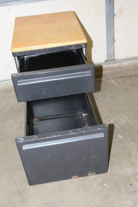 Filing Cabinet on Wheels