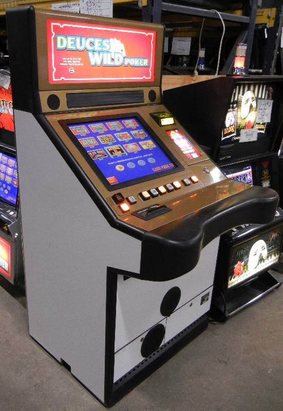 lot 1001 image: IGT GAMEKING MULTI-GAME VIDEO SLOT MACHINE