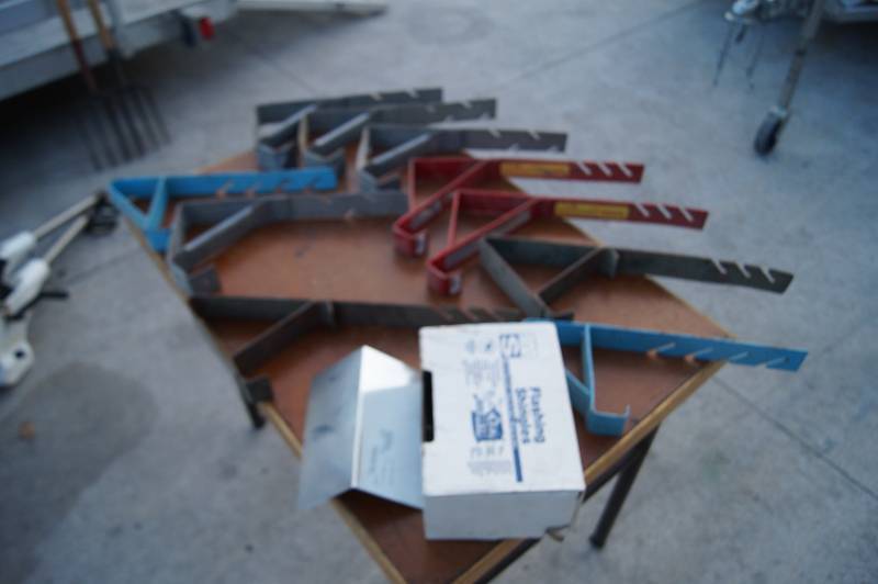 Flashing, Shingles, Roof Brackets