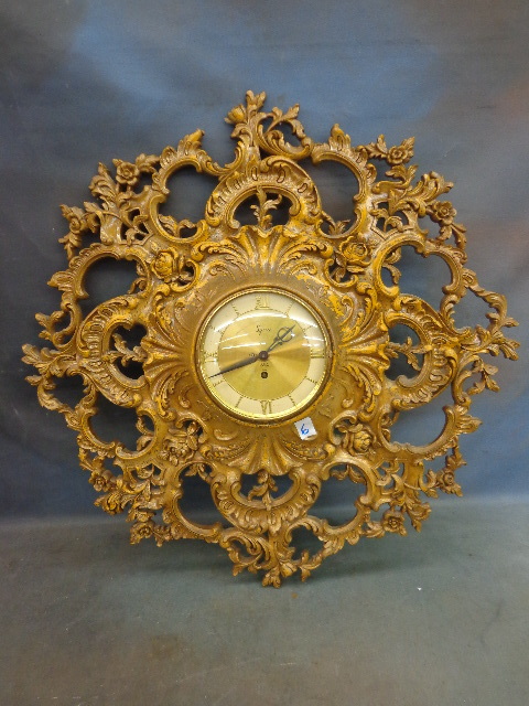 lot 6 image: 25 Syroco Clock