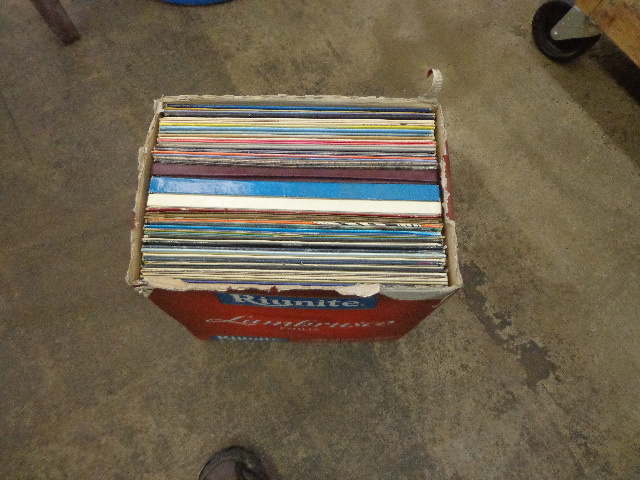 lot 67 image: Record Albums