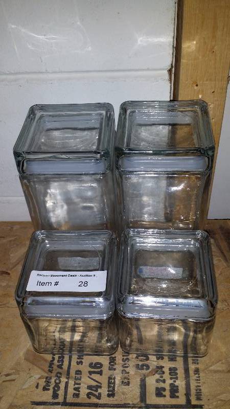 2 large and 2 small air tight glass jars