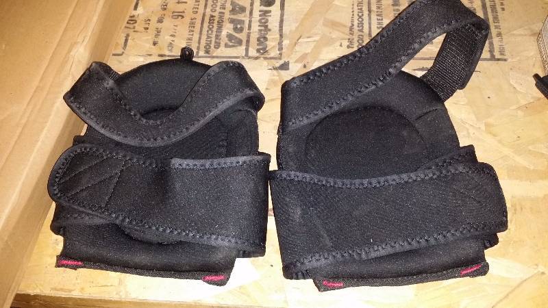 Husky Knee Pads
