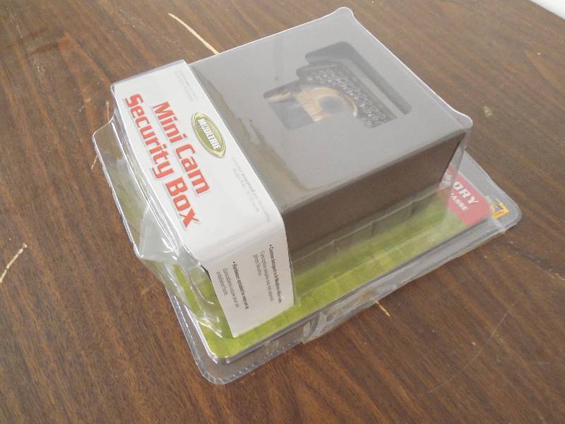 lot 75 image: Moultrie Mini Cam Security Box
