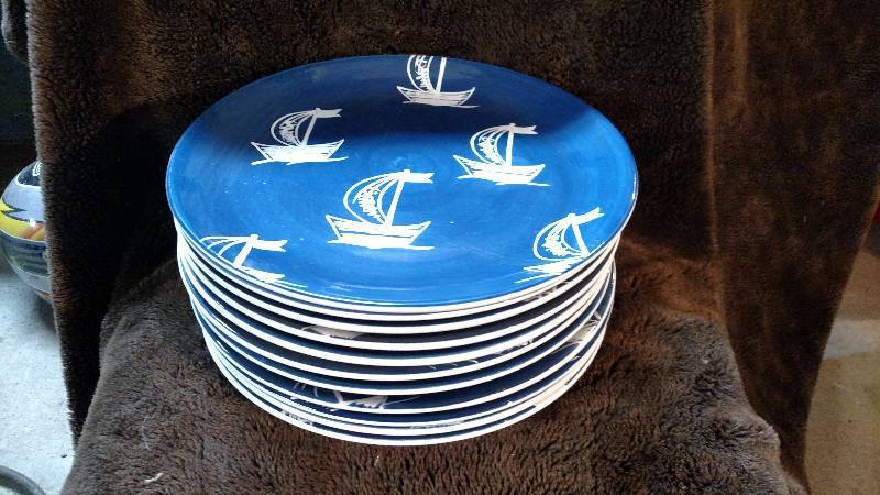 11 dinner plates