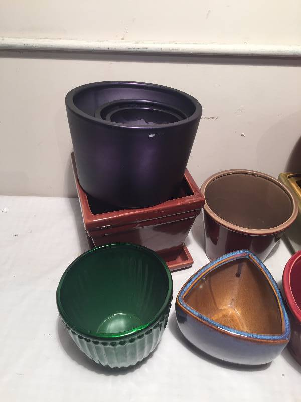 MEDIUM  PLANTERS