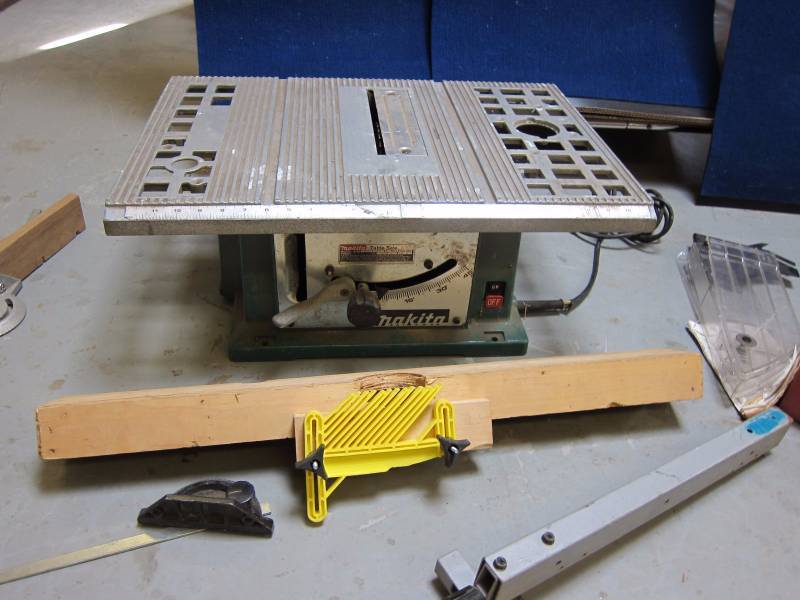 Contractor Table Saw
