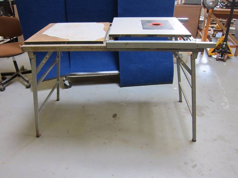 Folding Work table