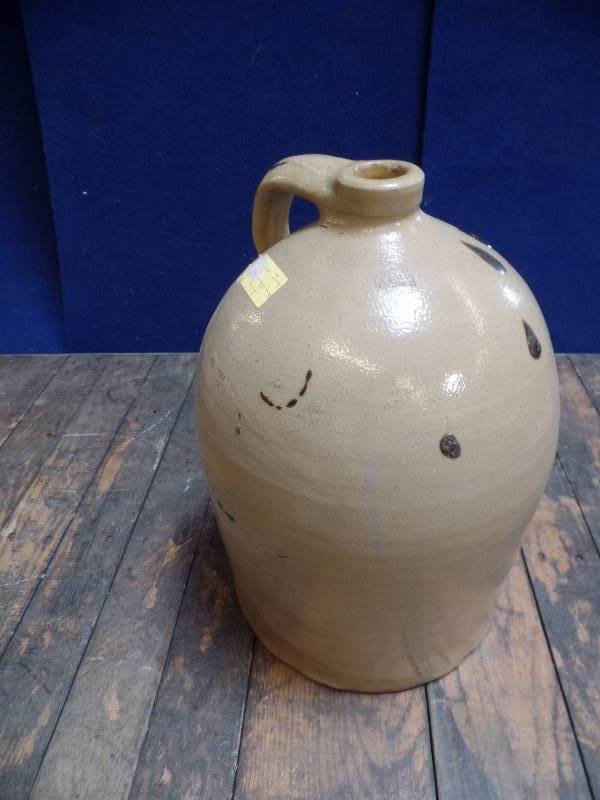 Crockery Jug with Turkey Droppings