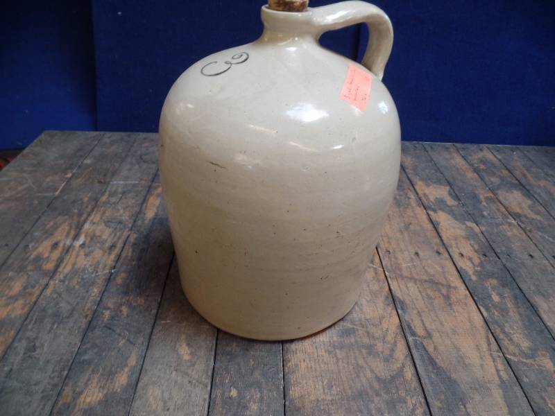3-Gallon Beehive Crockery Jug