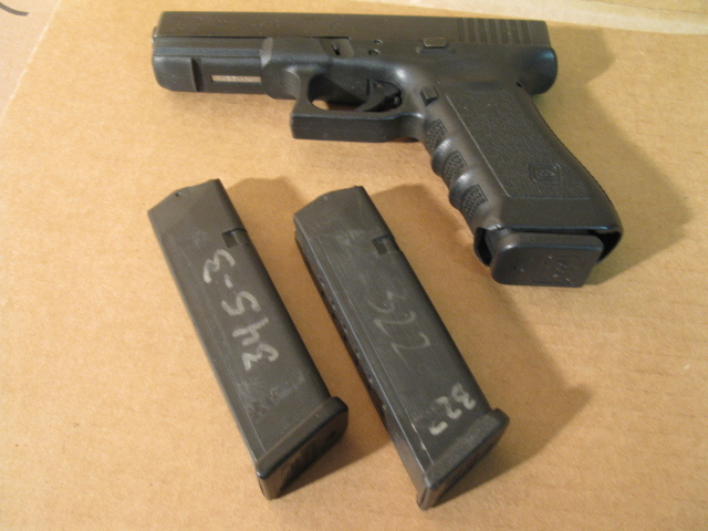Glock 22 Gen 3 semi-auto .40 Cal pistol