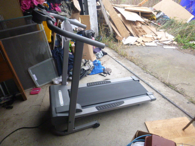 lot 22 image: Weslo Cadence C22 Treadmill