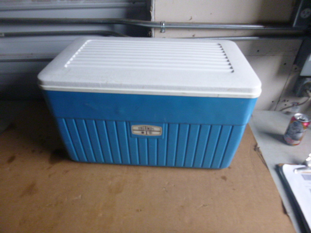 lot 70 image: Thermos Cooler