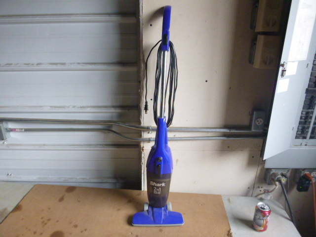 lot 75 image: Shark 2 in 1 Stick and Hand Vacuum