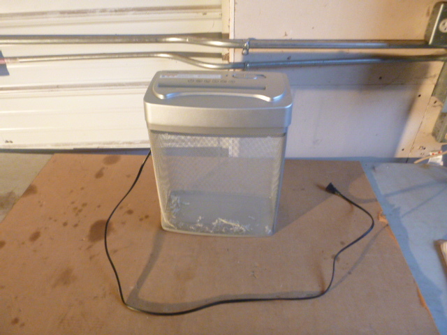 lot 86 image: Royal HT188 Paper Shredder
