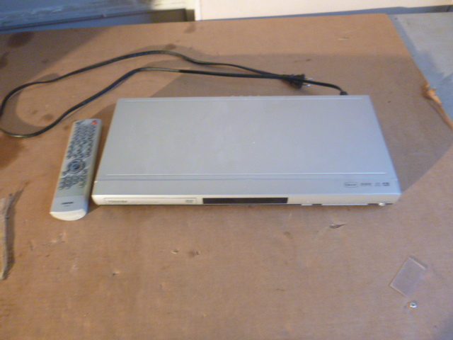 lot 90 image: Toshiba DVD Player