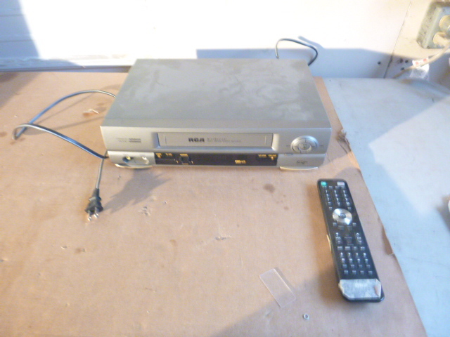 lot 91 image: RCA VCR Plus