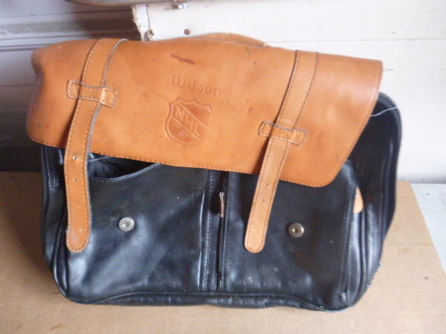 lot 103 image: NHL Wilson Leather Sports Bag