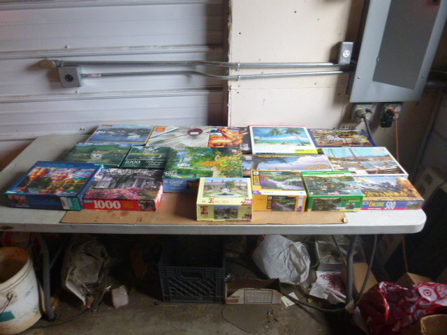 lot 111 image: Lot of Puzzles