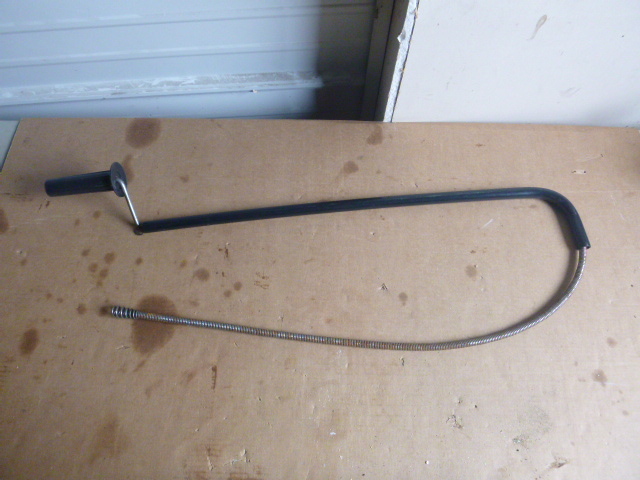 lot 137 image: Drain Snake