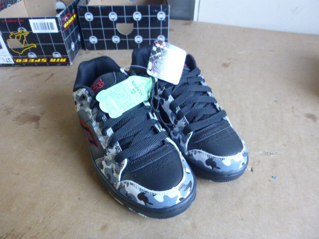 lot 165 image: New Air Speed Tennis Shoes