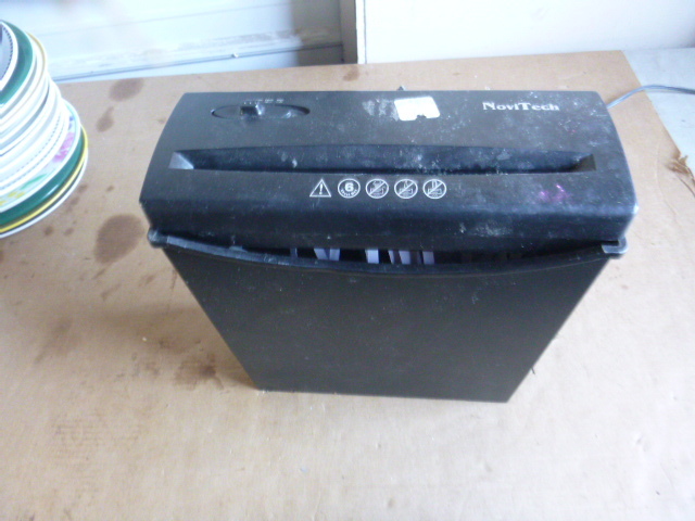 lot 178 image: NoviTech Paper Shredder